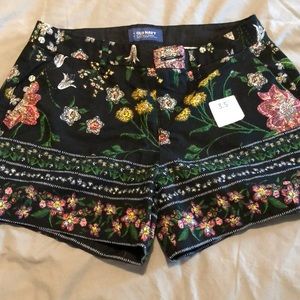 Old Navy floral black shorts